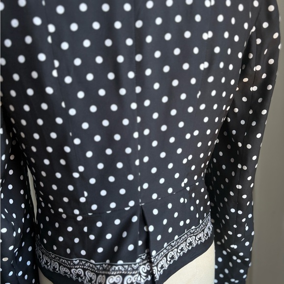 White House Black Market 100% Silk Blazer - Picture 3 of 11